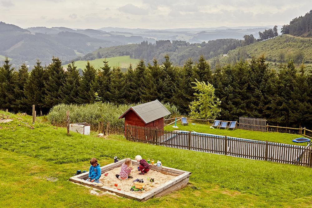 Pension Haus Am Einberg Meschede Esterno foto